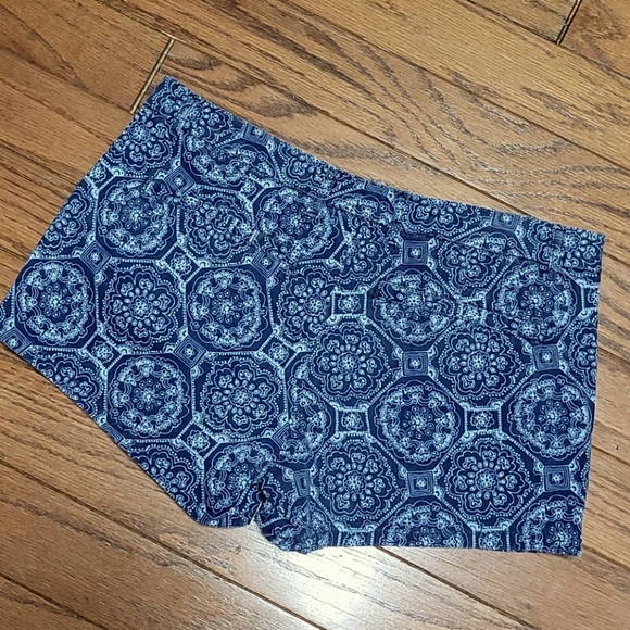 BeBop blue pattern shorts - EUC - Picture 2 of 7